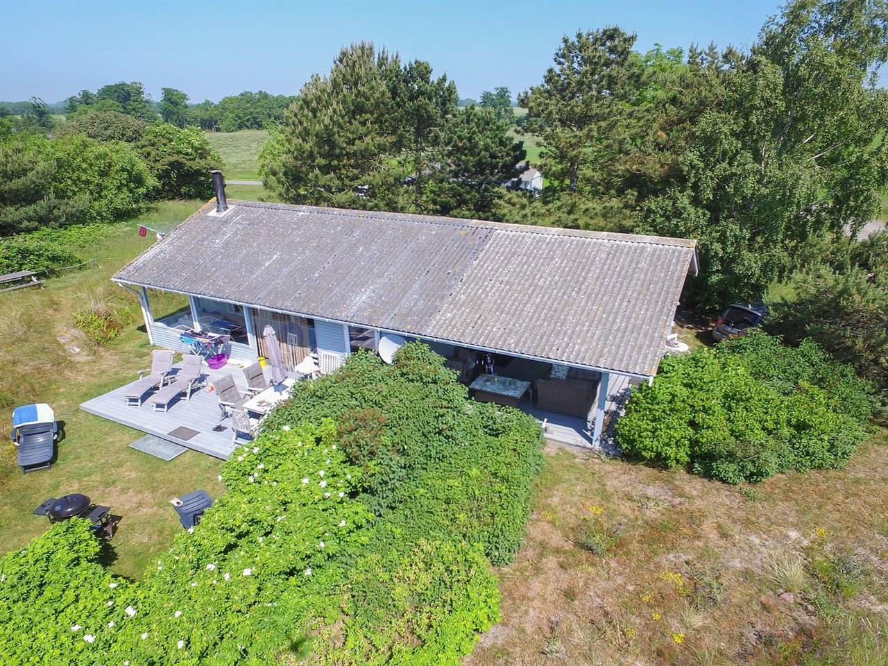 "Bondi" - 150m from the sea in Boderne, Aakirkeby