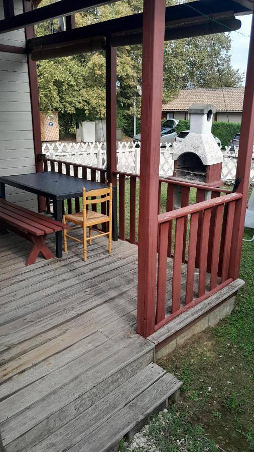 Gîte pour 5 personnes, avec Terrasse et Jardin à Estang