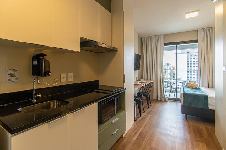 Studio pour 2 personnes, avec balcon et piscine - 1