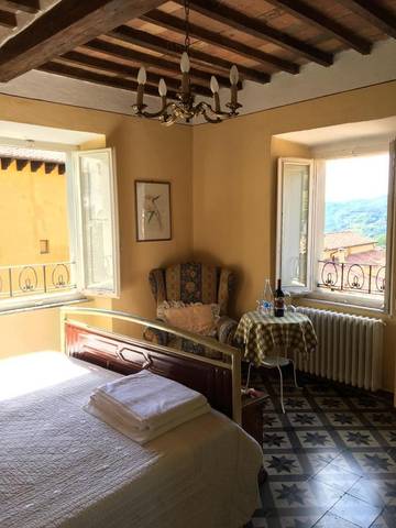 Gîte pour 4 personnes, avec jardin et vue à Barga