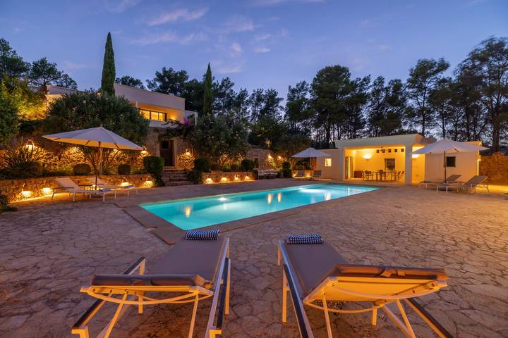 Casa rural para 12 personas, con jardín en San Miguel de Balansat - 4