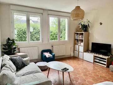 Gîte pour 6 personnes, avec jardin à Dirinon