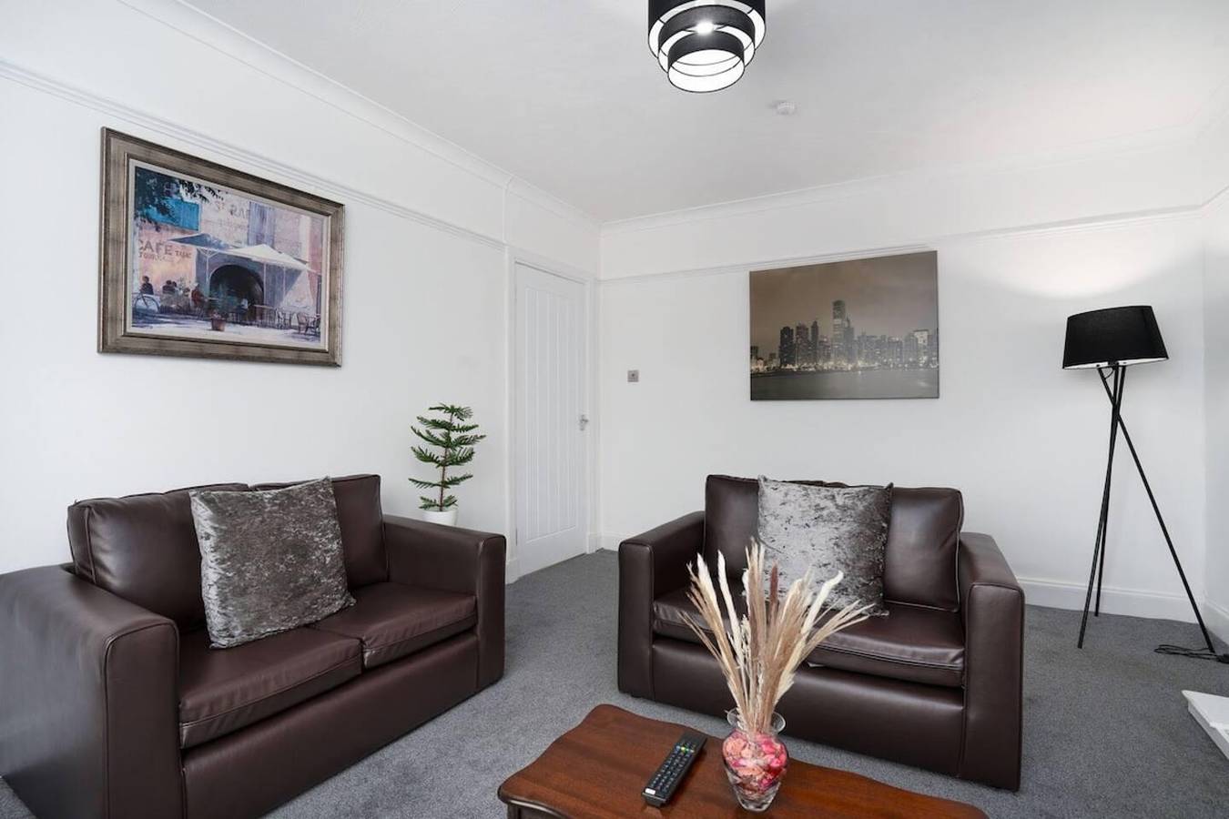 Geheel vakantieappartement, Vakantieappartement voor 4 personen met tuin in North Lanarkshire