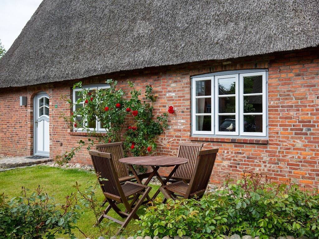 Ferienhaus in Alkersum mit Schwimmbecken in Nordfriesische Inseln (Schleswig-Holstein) (Schleswig-Holstein), Alkersum