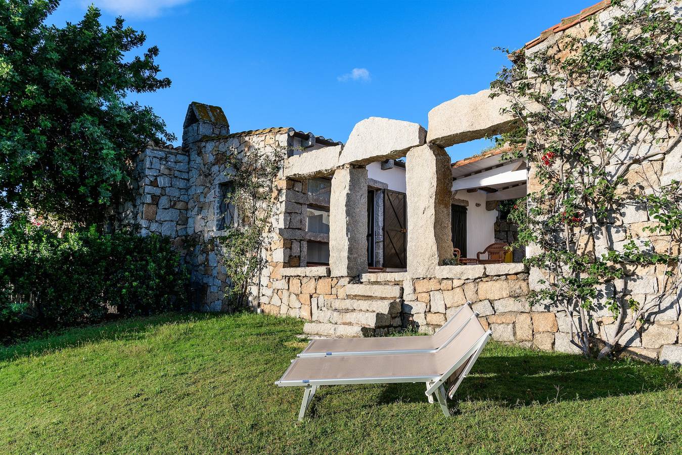 Villa 'Casa 15' con vista mare, terrazza privata e aria condizionata in Castel Sant'Elmo, Castiadas