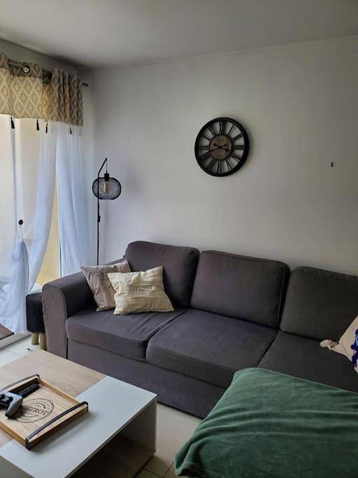 Two-Bedroom House in Saint-Aignan-Grandlieu, Région de Nantes