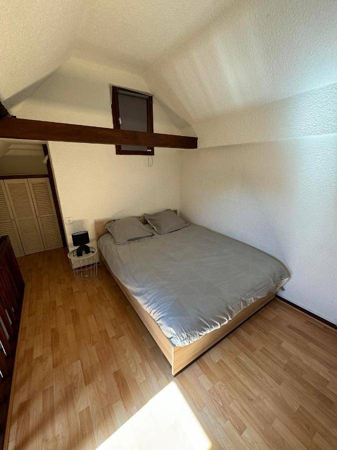 Appartement entier, One-Bedroom Apartment in Saint-Gaudens, Haute-Garonne