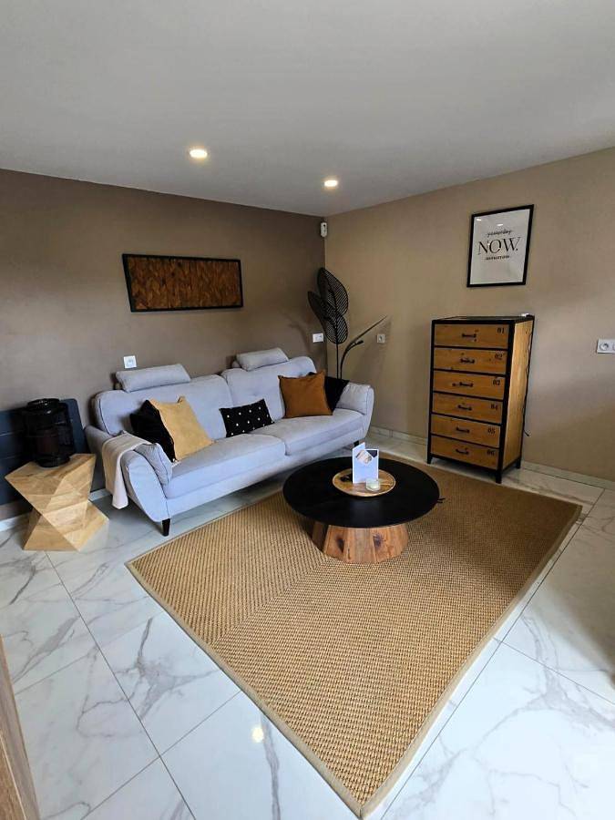 Maison d’hôte pour 2 personnes, avec piscine et terrasse dans Saint-Étienne - 4