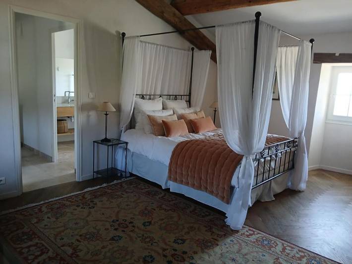 Location de vacances pour 17 personnes, avec piscine ainsi que vue et sauna à Redortiers - 3