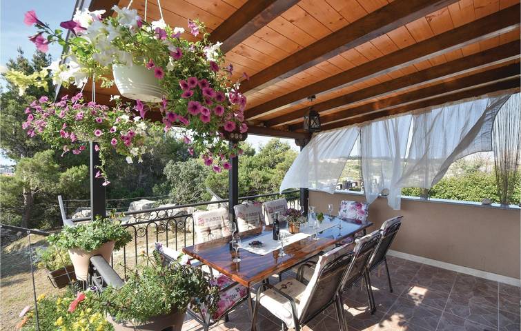 Ferienhaus für 9 Personen, mit Terrasse in Split - 4