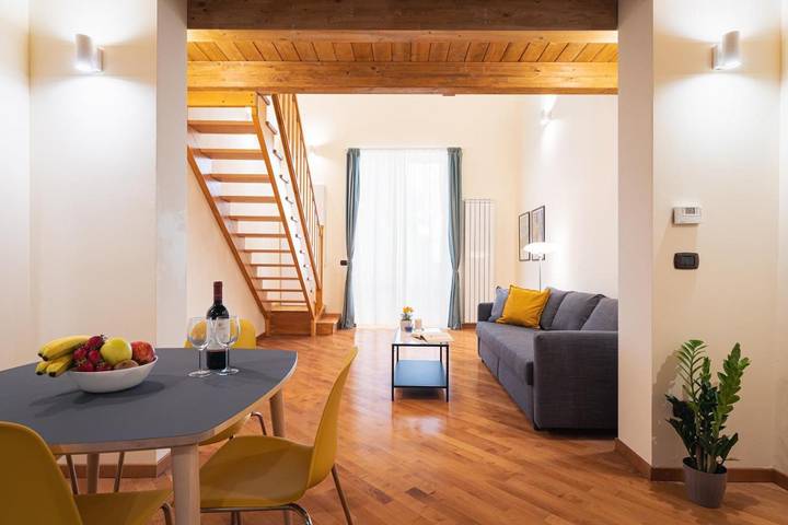 Apartahotel para 3 personas, con vistas y balcón en Sicilia