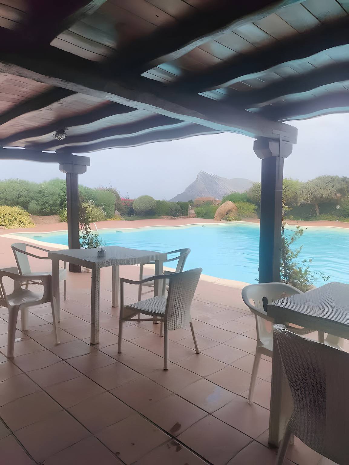 Ferienhaus 'Graziella' mit Meerblick, gemeinschaftlichem Pool und gemeinschaftlicher Terrasse in Punta Molara, San Teodoro