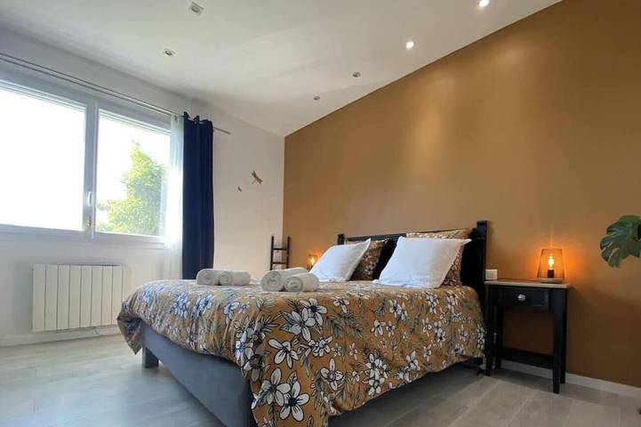 Location de vacances pour 10 personnes, avec jardin à OMS (homonymie) - 2