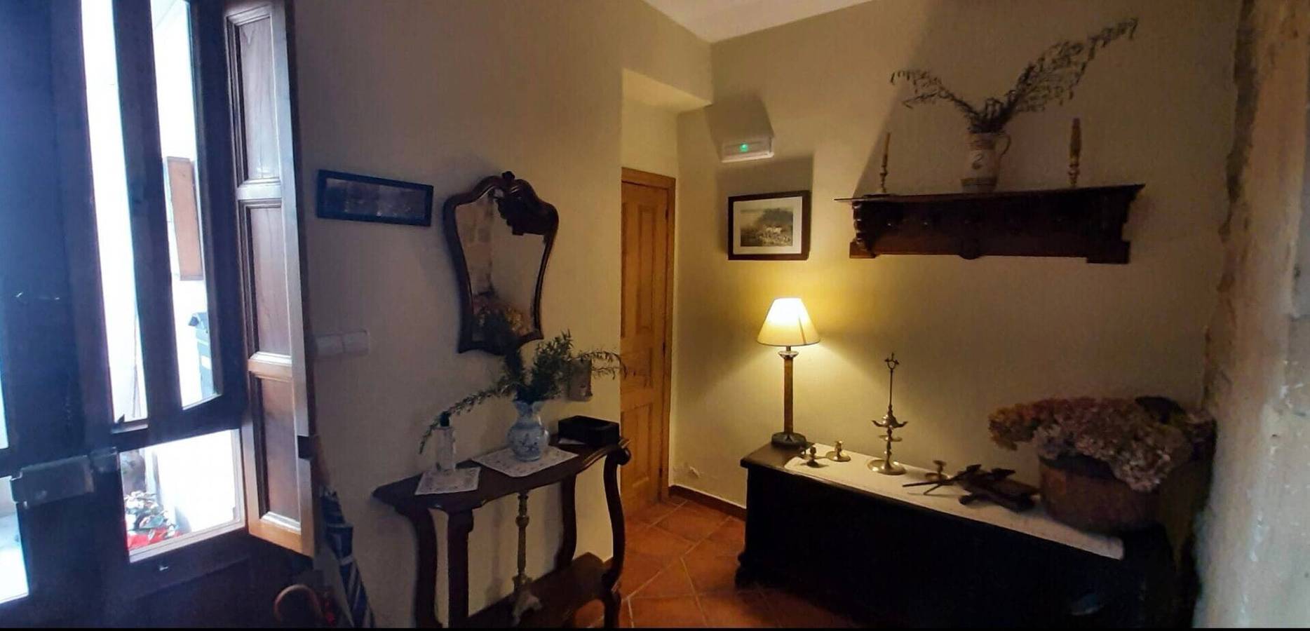 Chambre Double Mansardée à Las Arenas : Charme et Confort in Las Arenas (Cabrales), Cabrales