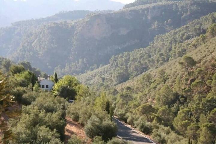 Gîte pour 14 personnes, avec piscine et jacuzzi ainsi que jardin et balcon, animaux acceptés - 1
