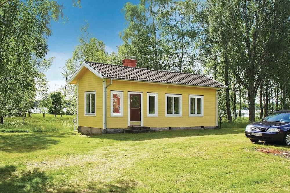 Stunning home in Ryd with lake view in Ryd, Kronoberg