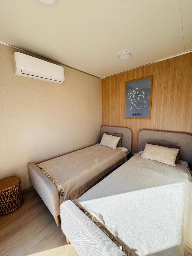 Camping für 4 Personen, mit Terrasse und Garten sowie Ausblick in Halbinsel Hel - 4