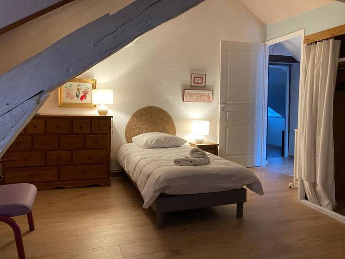 Location de vacances pour 4 personnes, avec jardin à Feings - 2