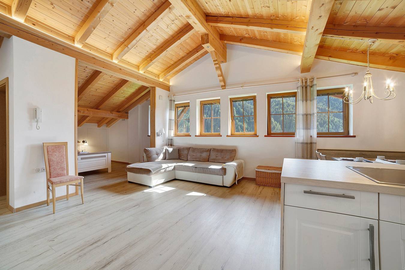 Appartement entier, Appartement « Tscharfhof » avec vue sur la montagne et terrasse privée in Walten, San Leonardo in Passiria