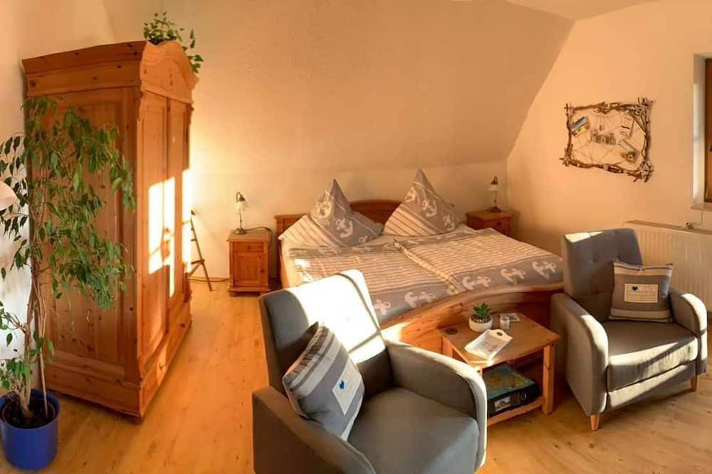 Land Fewo am Teich- Reet gedeckt/Ostseenah /bei Binz - Ferienwohnung in Pantow, Zirkow