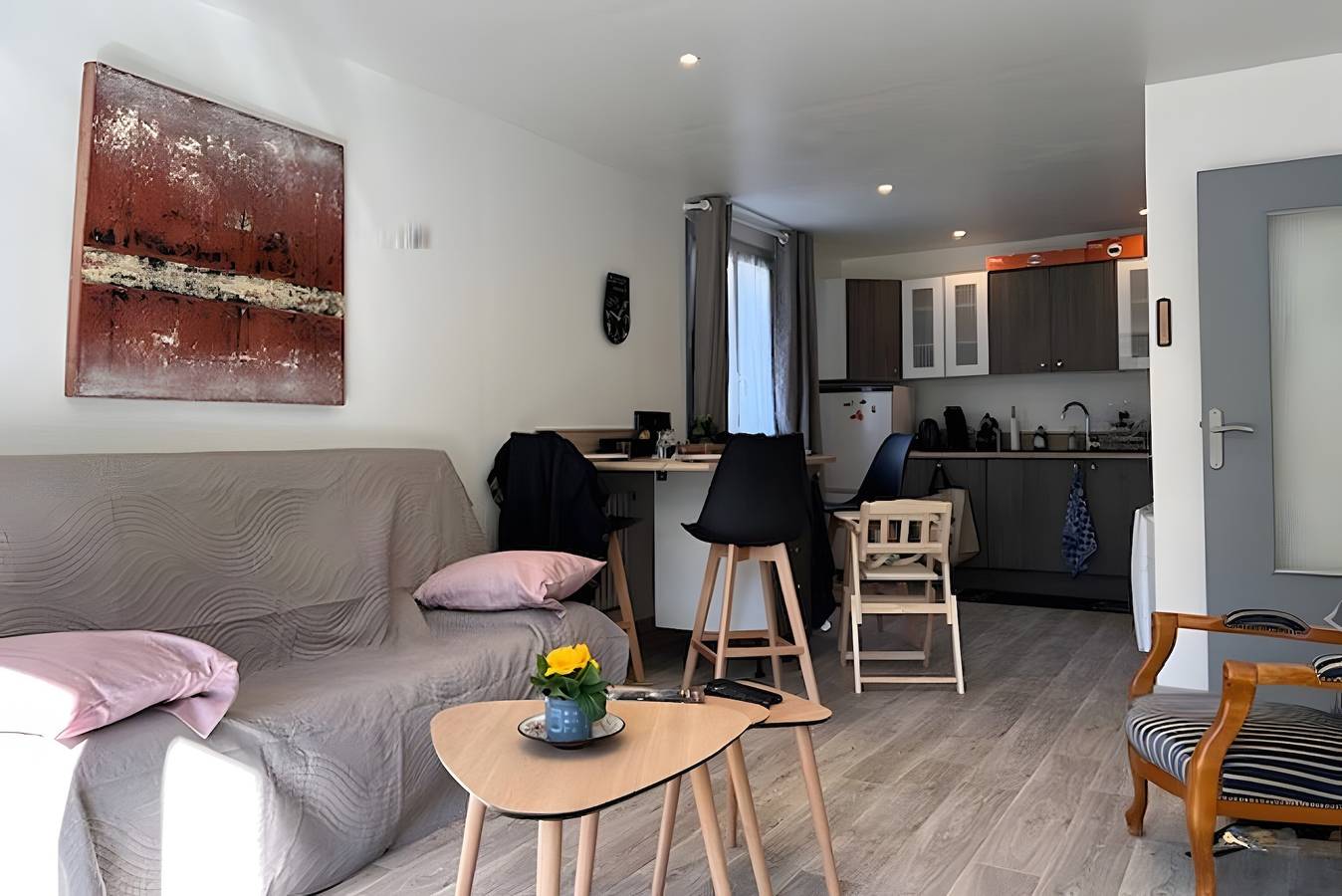 Apartamento entero, Apartamento “Gîte L'ors, tranquilidad y desconexión” con vistas a la montaña, jardín y Wi-Fi in Couflens, Parque Natural Regional de los Pirineos de Ariège