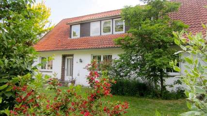 Ferienwohnung für 4 Personen, mit Terrasse und Garten, kinderfreundlich in Neuenkirchen (Lüneburger Heide)