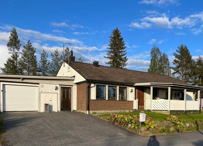 Villa für 5 Personen, mit Terrasse und Sauna sowie Ausblick - 1