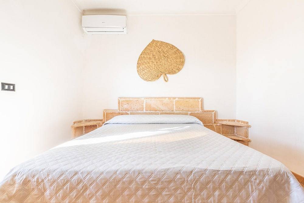 Entire apartment, Villa Eden - Primo Piano By Barbarhouse in Campomarino (Apulia), Gulf of Taranto