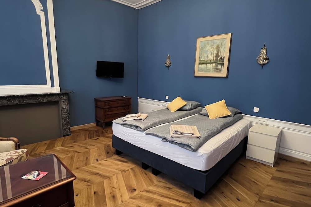 Beautiful bed and breakfast in Bruges city center with free Wifi in Bruges, Flandre-Occidentale