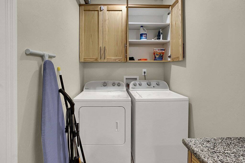 Ganze Wohnung, Innenstadt von Provo | Kingsize-Bett | 300 Mbit / s Wifi | 50 \"4Ktv | Walk Score 90 in Provo, Utah Lake