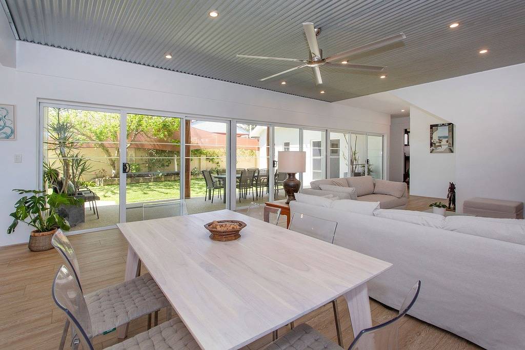 Ganze Wohnung, Steps from the sea in Scarborough (Perth), Perth