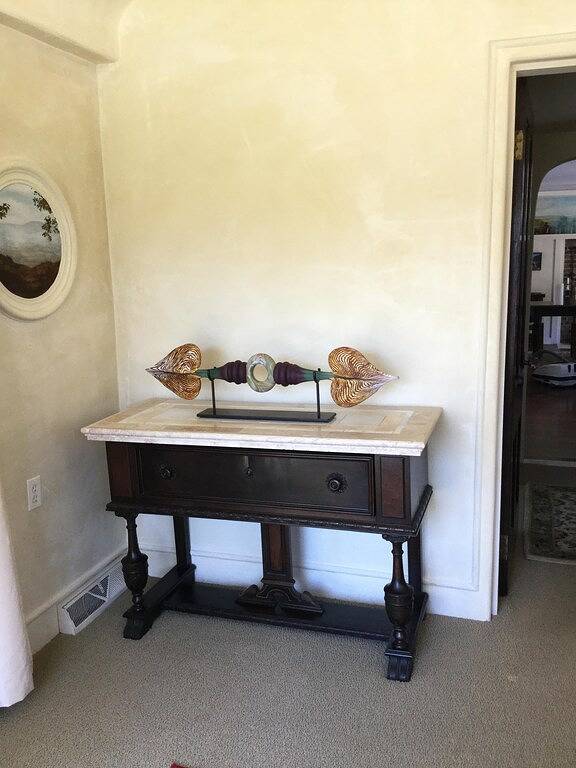 Fesselnde Artisan erbaute Haus mit spektakulärem Blick auf das Wasser in Litchfield County