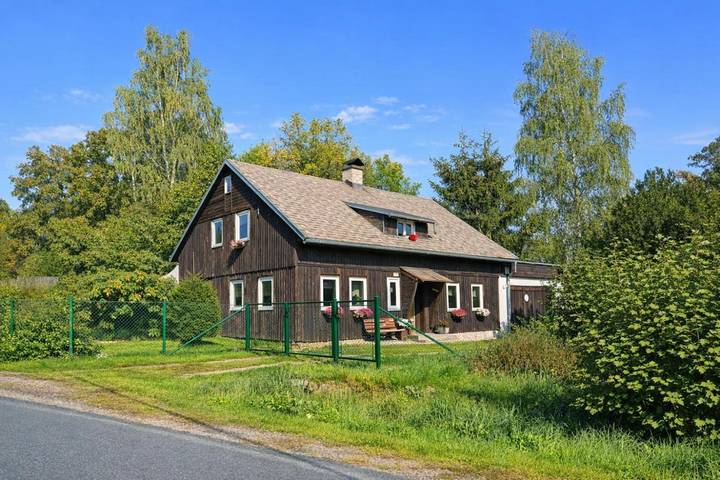 Chalet für 11 Personen, mit Garten und Sauna sowie Ausblick, mit Haustier im Erzgebirge (Tschechien)