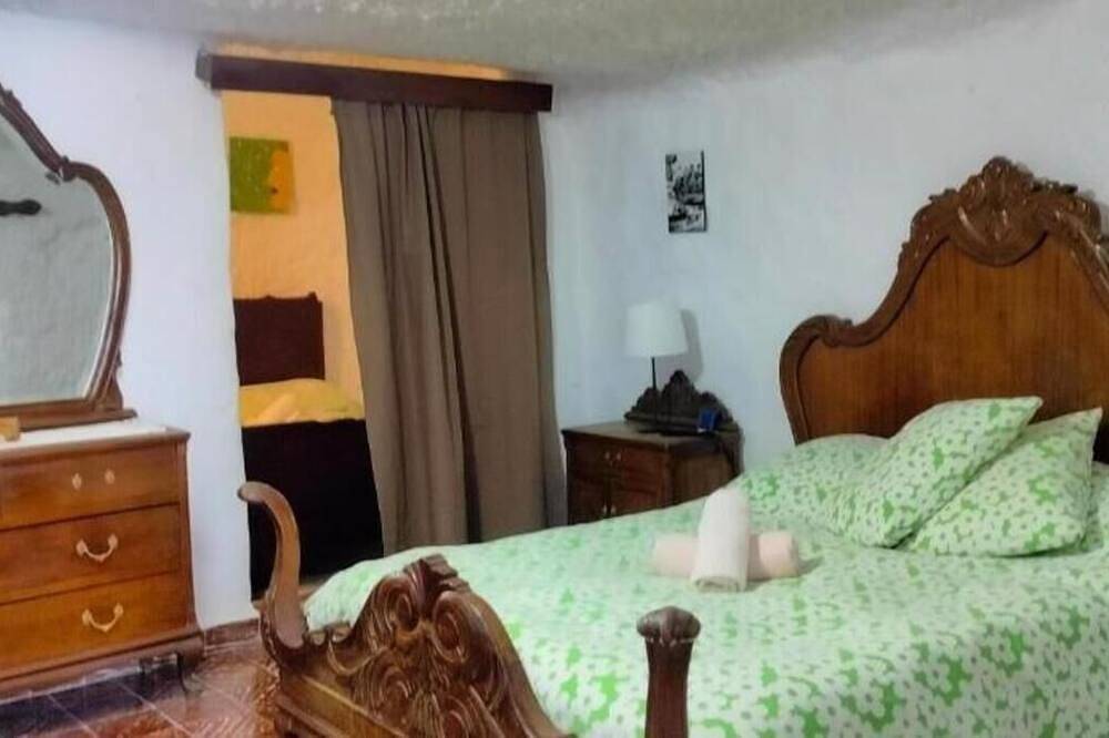 Ideal para una escapada en pareja o con amigos. Aprovecha y patea por la cumbre in Gáldar, Gran Canaria Norte