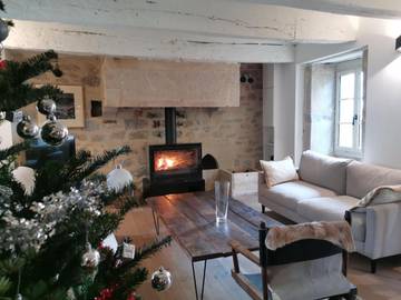 Gîte pour 11 personnes, avec jardin et piscine, animaux acceptés à Puylagarde