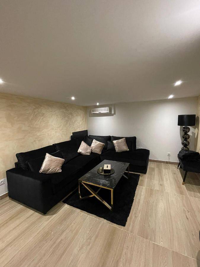 Gîte pour 2 personnes, avec sauna et jacuzzi ainsi que piscine et terrasse, animaux acceptés à Fénay - 3