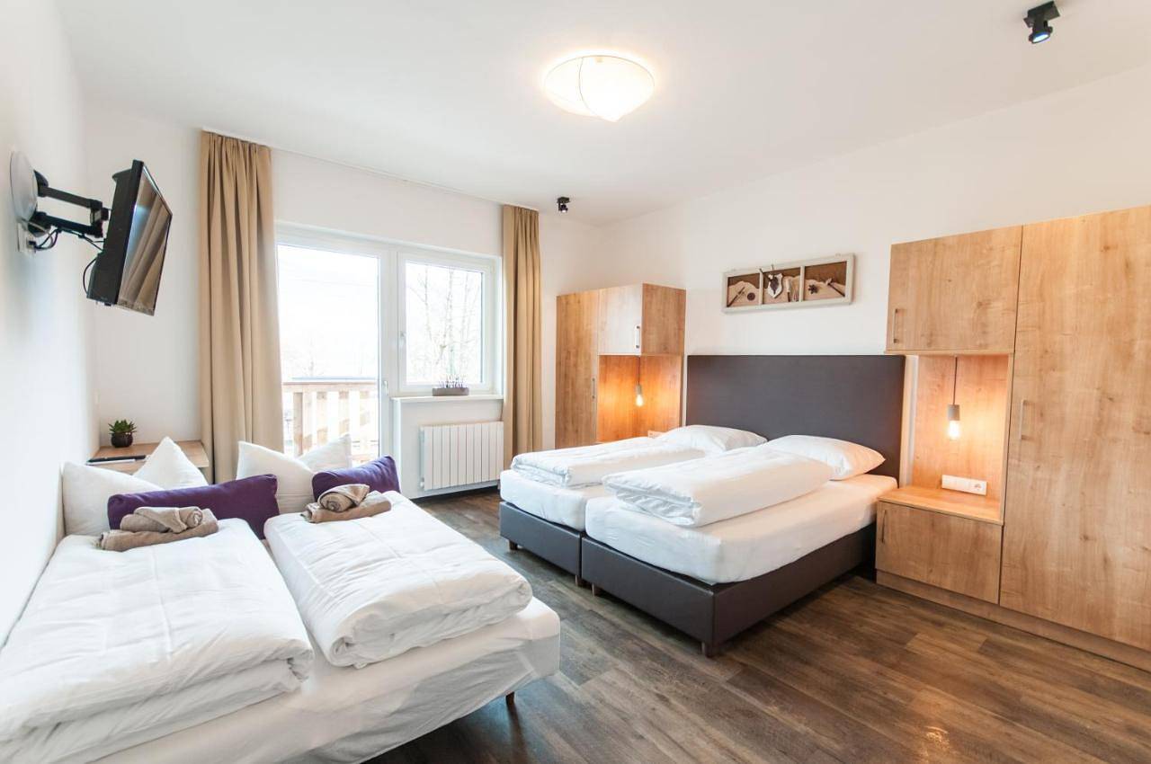 Pension Max Summercard Included in Zell am See (Stadt), Zell am See