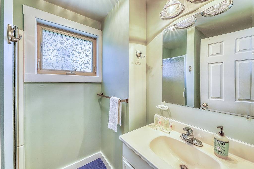 Charmantes Haus am Meer mit unglaublichem Blick auf den Strand, Grillplatz und Feuerstelle in Cape Neddick, York County