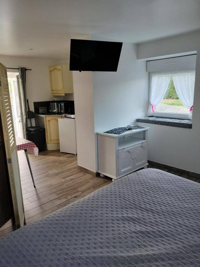 Appartement entier, One-Bedroom Apartment in Voutré, Mayenne