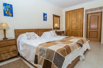 Chalet für 4 Personen in Estômbar e Parchal, Algarve, Bild 2