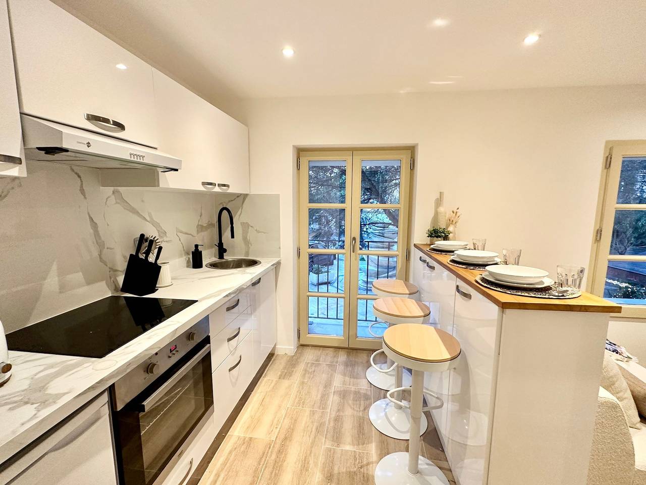 Entire apartment, Charming apartment - 2Bd/4P - Center of St Tropez in Saint-Tropez, Draguignan region