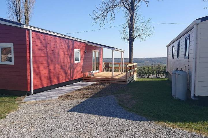 Location de vacances pour 6 personnes, avec piscine et jardin, animaux acceptés dans Rémersdael