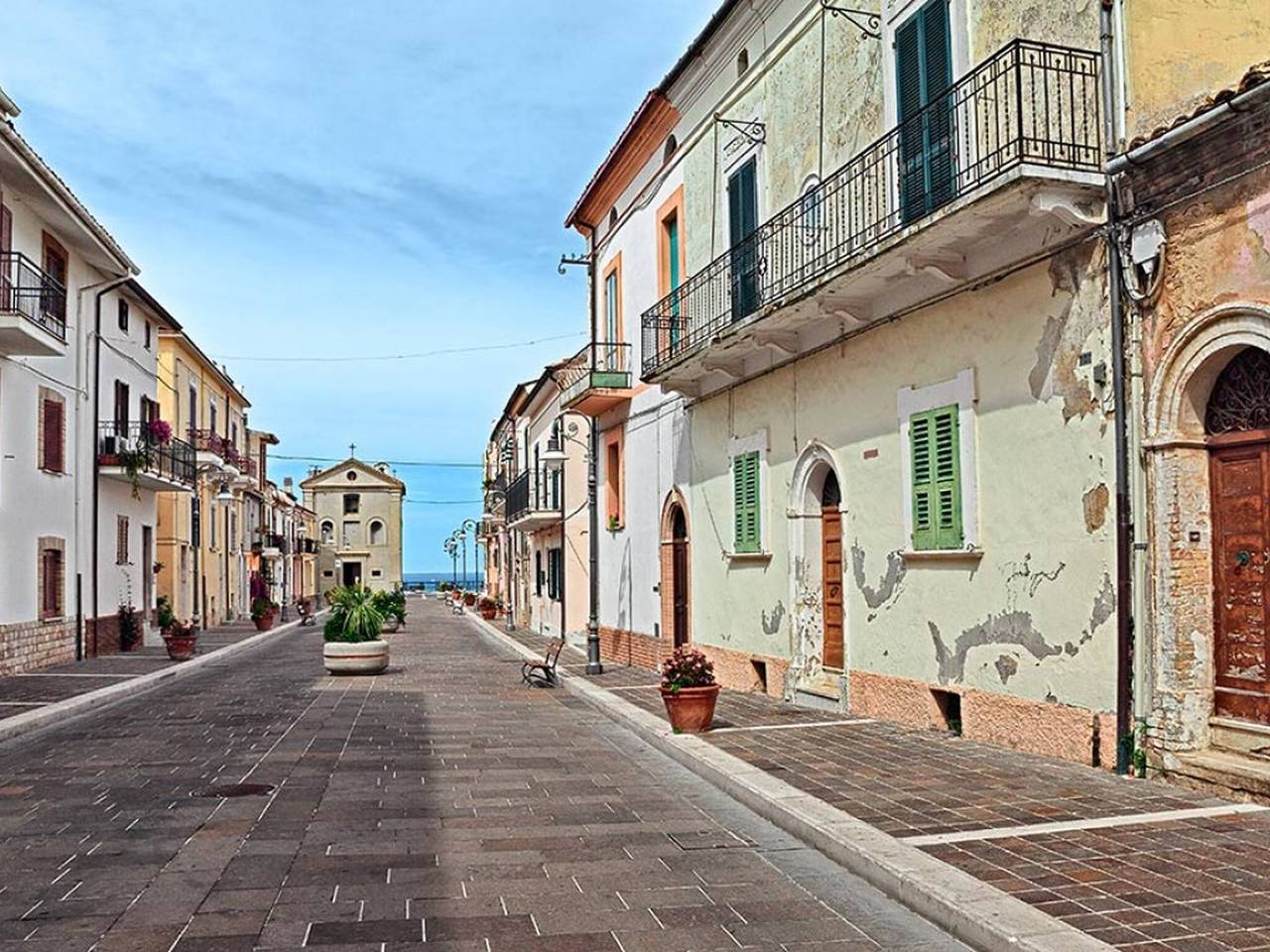 Apartamento entero, Acogedor apartamento con terraza – Costa dei Trabocchi in San Vito Chietino, Provincia de Chieti