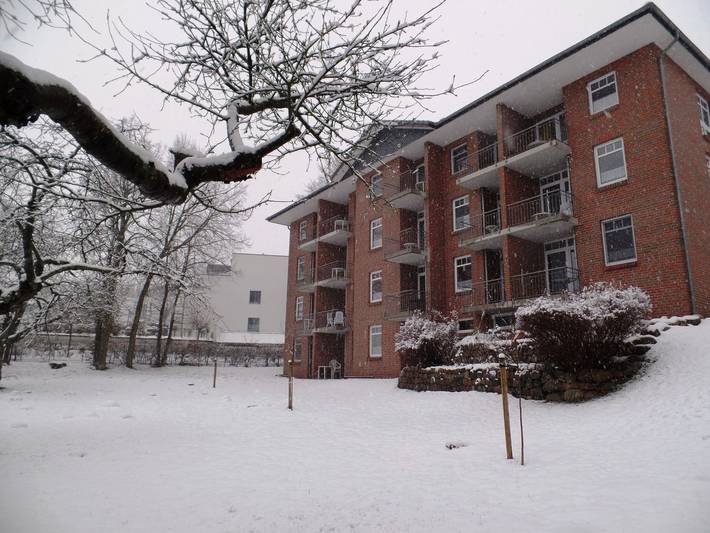 Ferienwohnung für 3 Personen, mit Balkon und Garten sowie Pool und Sauna in Zinnowitz