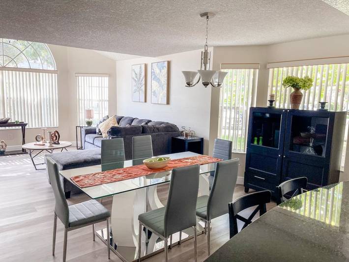 Gîte pour 6 personnes, avec jardin et piscine dans Floride - 3