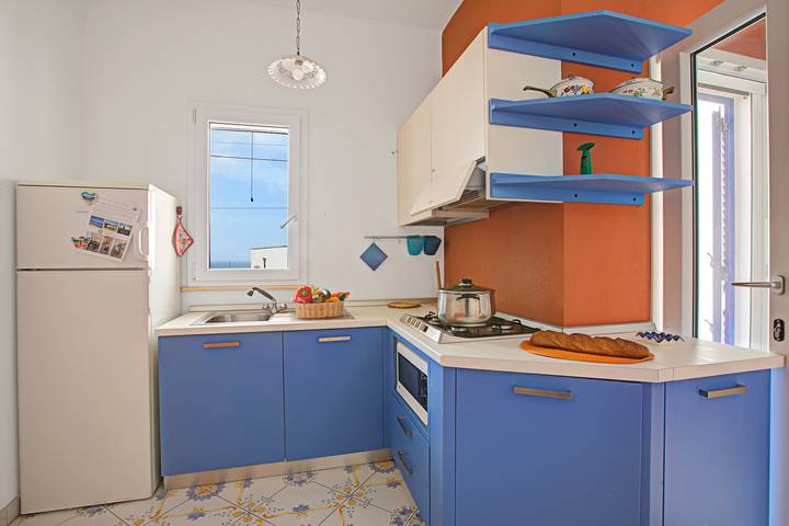 Ferienwohnung für 5 Personen, mit Meerblick und Balkon in Torre Vado - 4