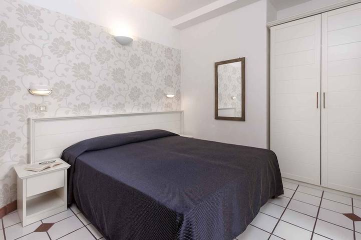 Apartamento entero, Apartamento de vacaciones con balcón y aire acondicionado in Fogliano Marina, Riccione