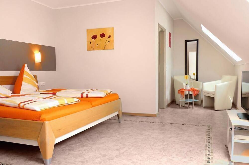 Ganze Wohnung, Nr. 2  4-Bettwohnung  behindertengerecht - Ferienresidenz Am Feller Bach in Fell, Moseleifel