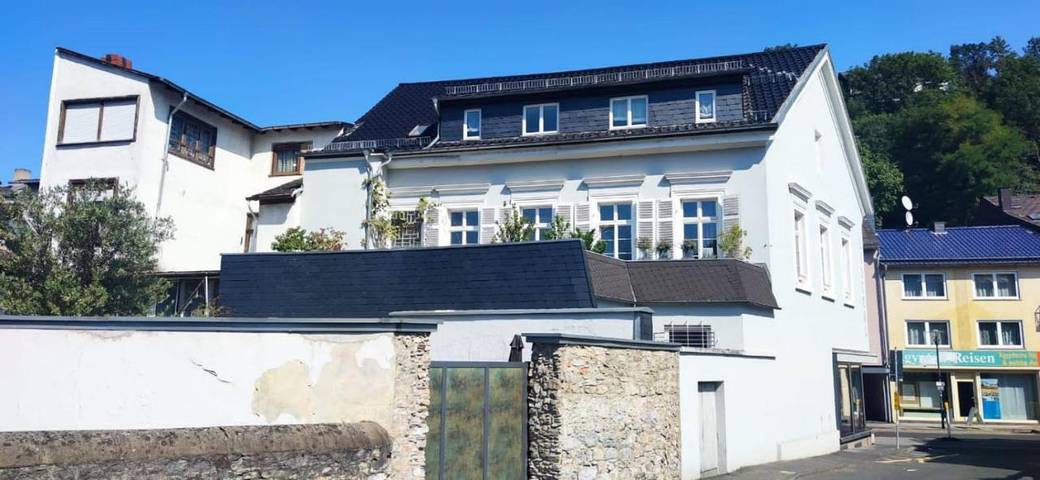 Ferienwohnung für 5 Personen, mit Terrasse und Ausblick in Diez