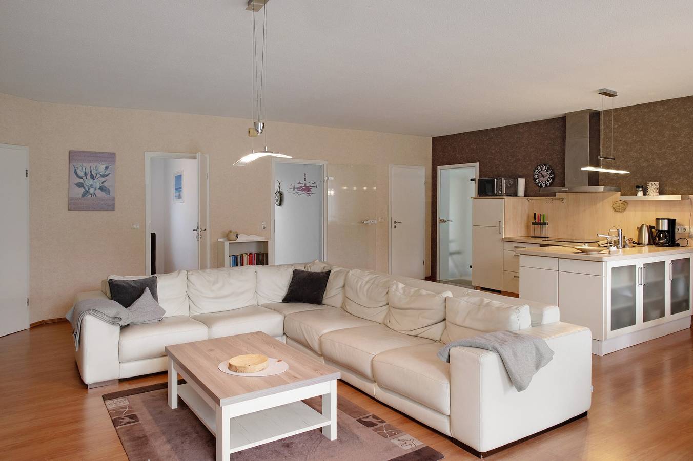 Ferienhaus 'Poolhaus Am Leuchtturm' mit privater Terrasse, privatem Garten und Wi-Fi in Bastorf, Neubukow-Salzhaff